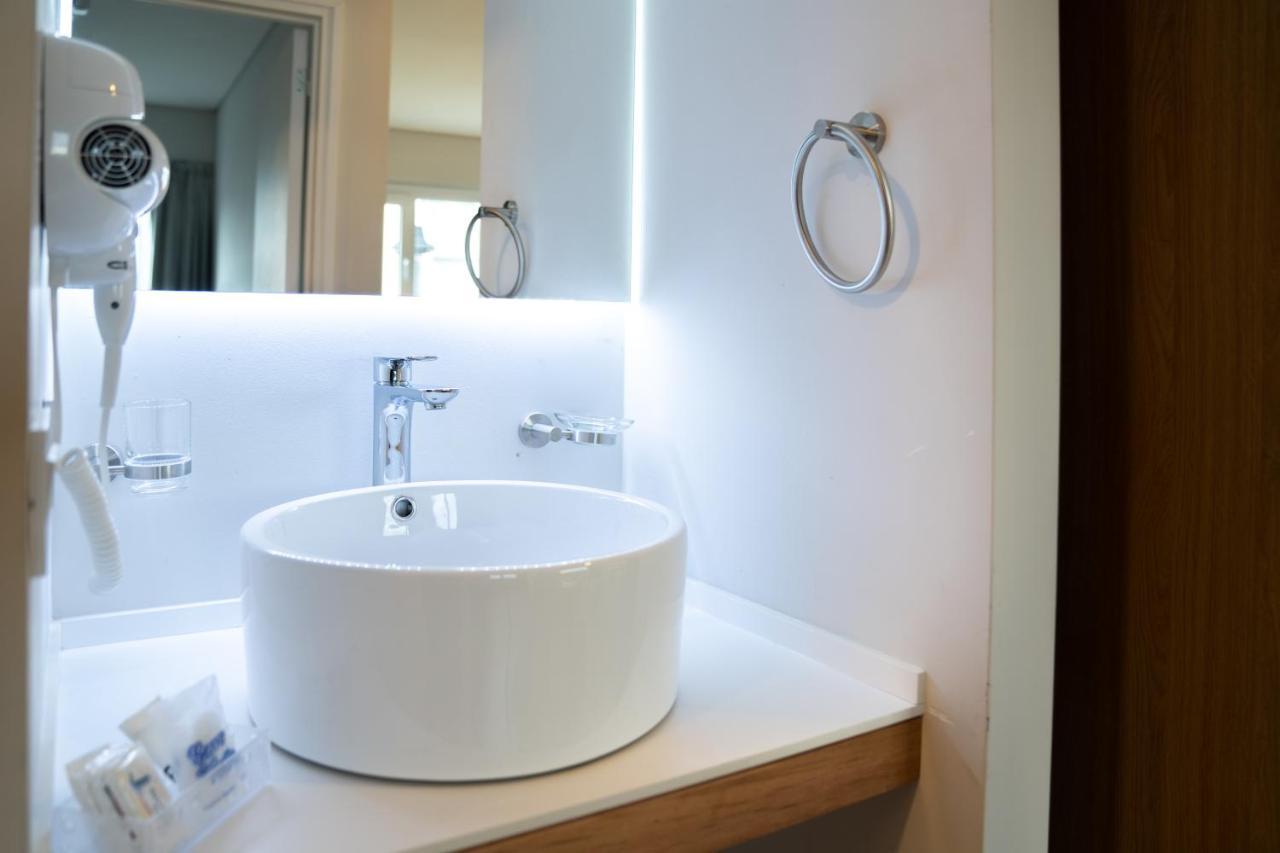 Cilene Del Fuego Suites & Spa ウシュアイア エクステリア 写真