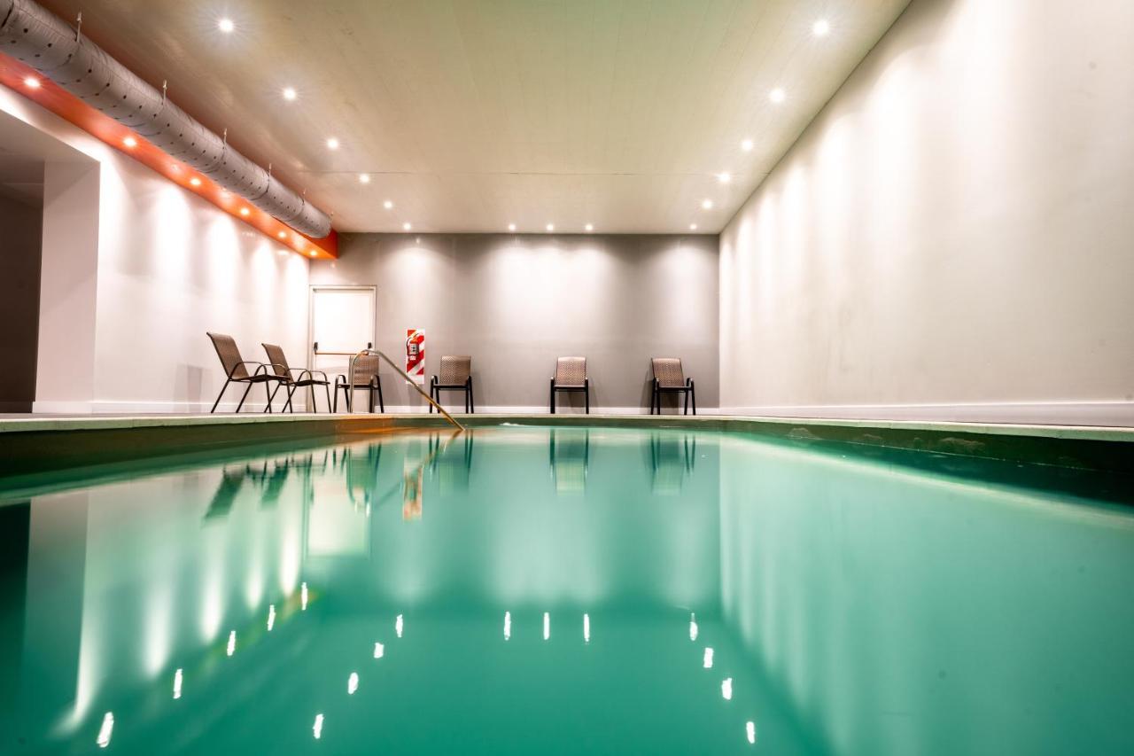 Cilene Del Fuego Suites & Spa ウシュアイア エクステリア 写真